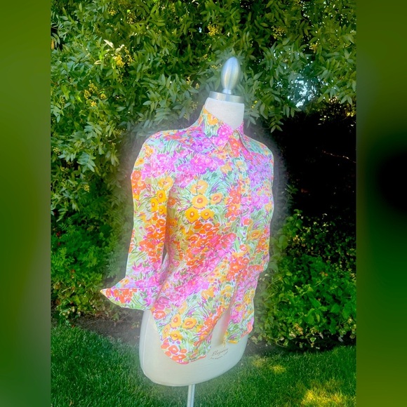 Ralph Lauren Floral 💐Button Down Shirt - Pink, Yellow, Green - Picture 5 of 6